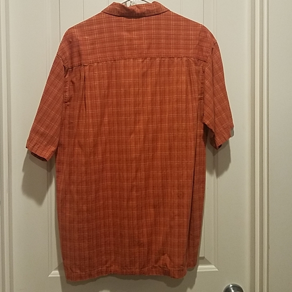 Columbia Button Up Shirt - Picture 4 of 4